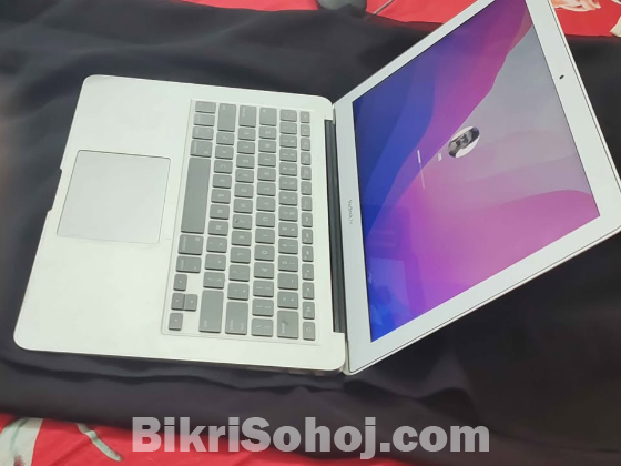 URGENT SALE - Apple Macbook Air 2017